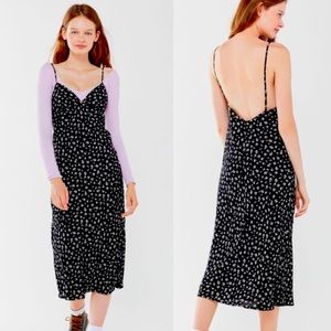 Urban outfitters UO floral midi dress small